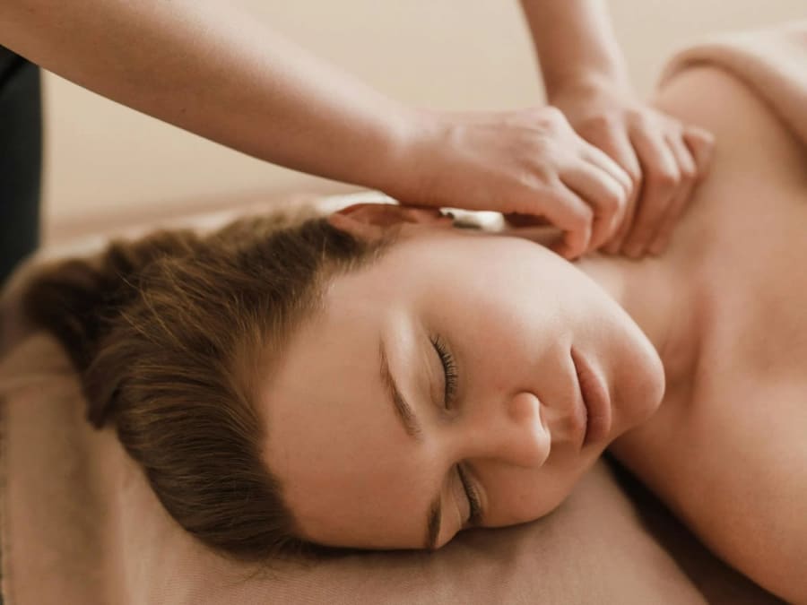 Sports massage in Marseille 8th district