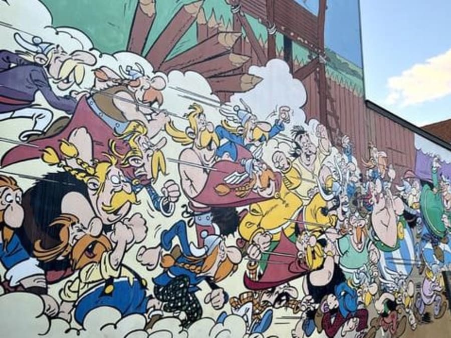 Visita guiada a los murales de cómics de Bruselas