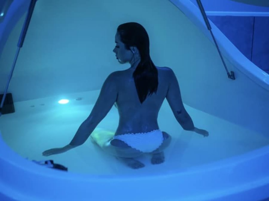 Flottaison en isolation sensorielle à Cagnes-sur-Mer (06)