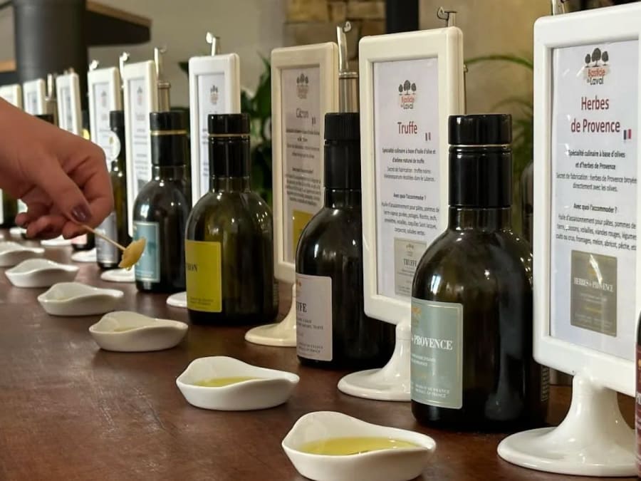 Visita autoguiada y degustación de aceite de oliva en Cadenet (8