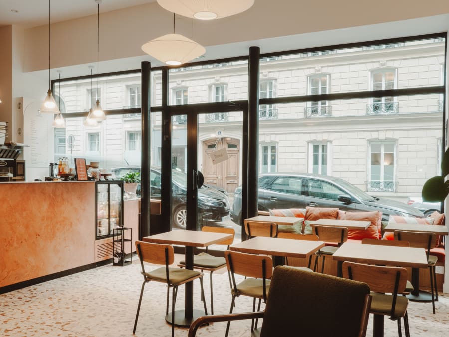 Nichée à Paris 8ème