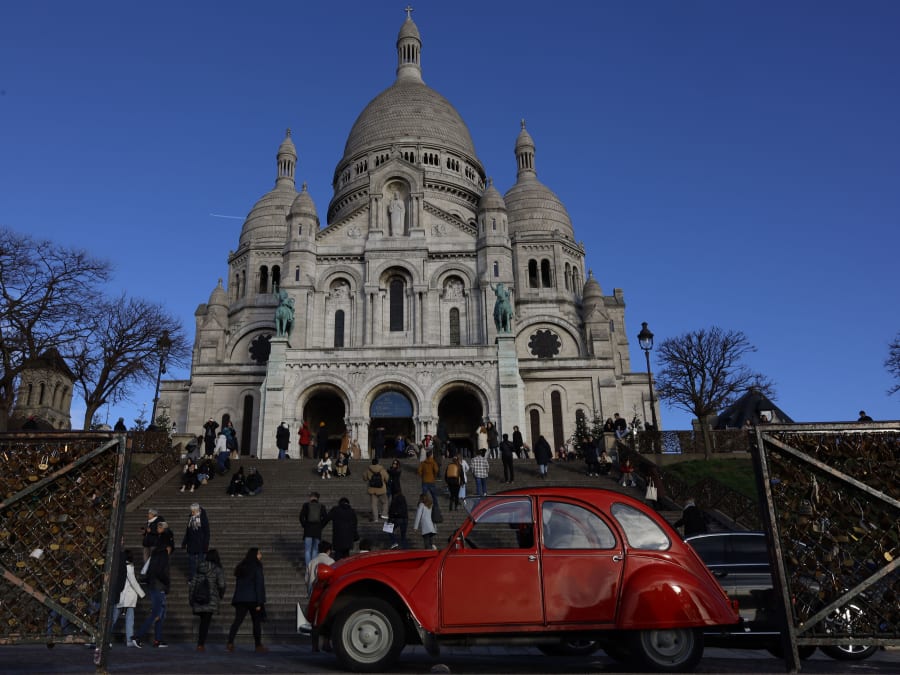 Team Building visite de Paris en 2CV