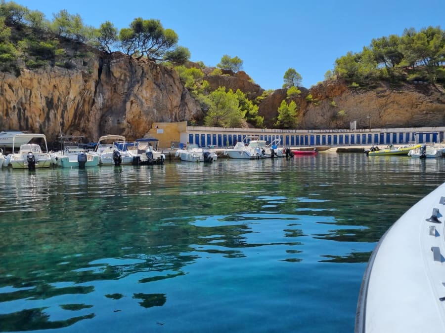 Balade en bateau Calanques et côte bleue depuis Marseille