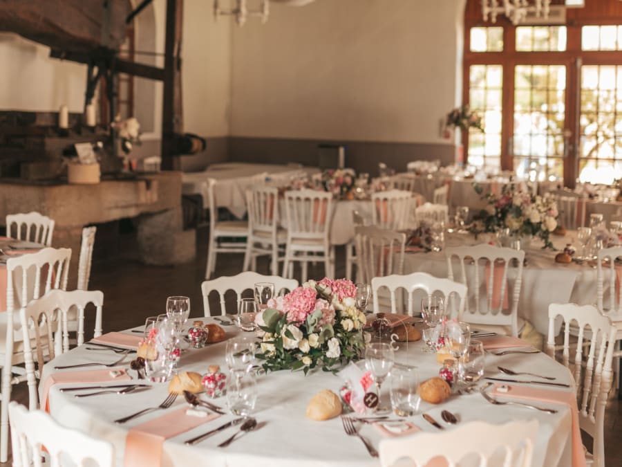 Domaine des cèdres & Cit hôtel la Résidence à Villebois (01)