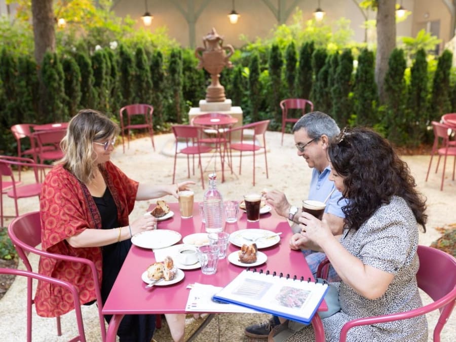 Balade gourmande dans le Marais à Paris 4ème (en anglais)