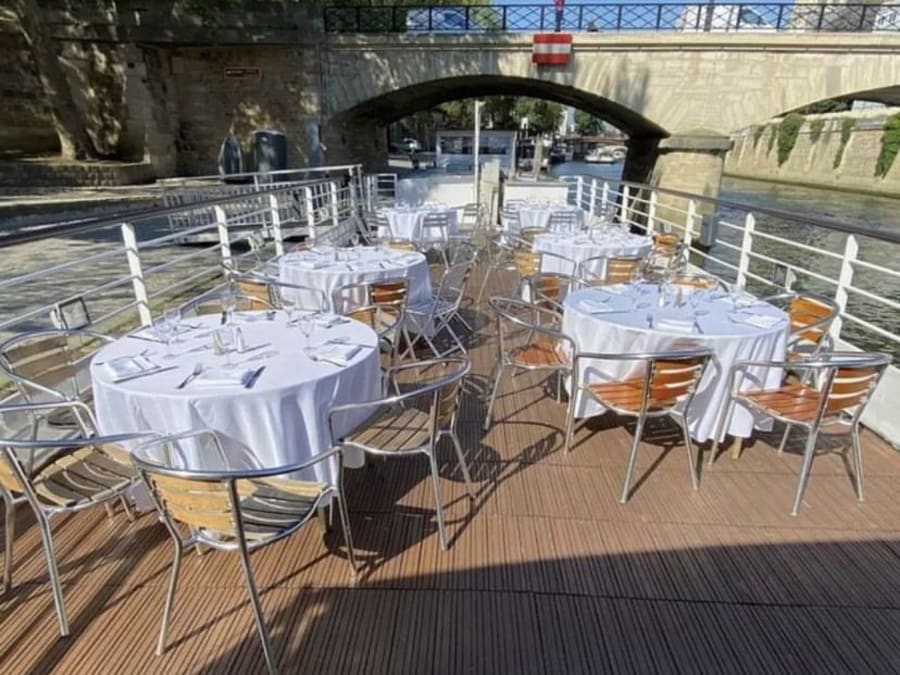 La Péniche de Notre Dame à Paris 5ème