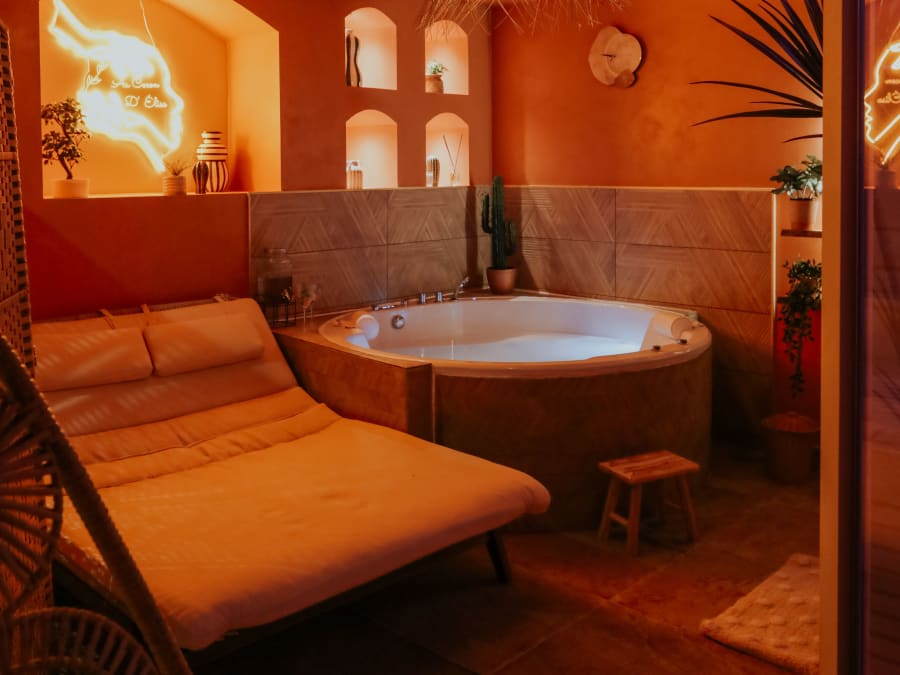 Soin du visage anti-âge à Saint-Seine-l'Abbaye (21)