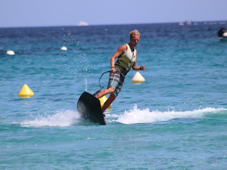 Introducción al Jet-Surf en Porto-Vecchio (20)