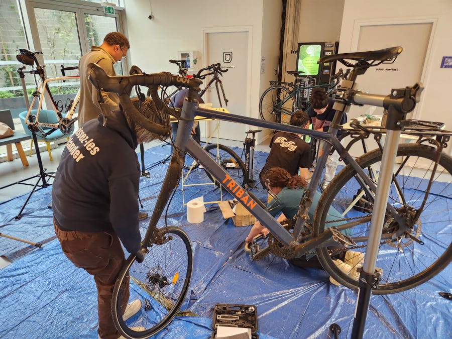  Complete bike training and repair workshop in Paris 19th distri