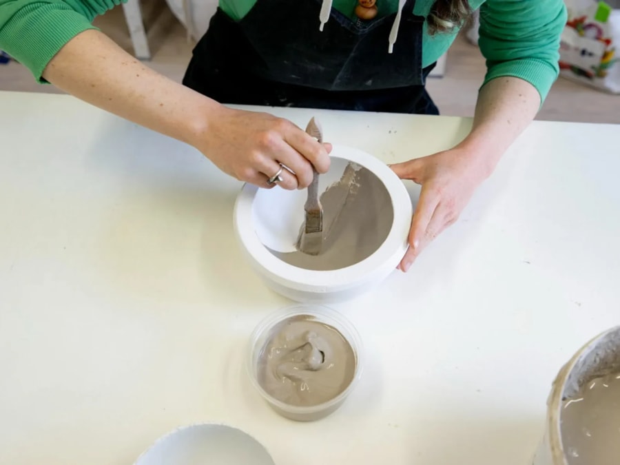 Atelier modelage céramique Paris 15ème 