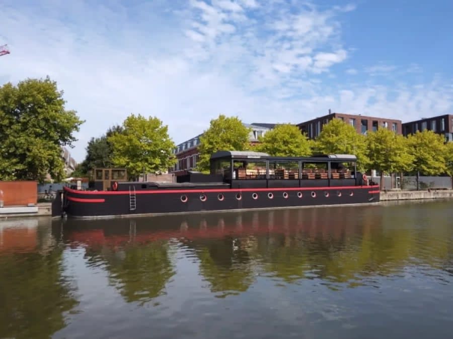 Team building cours de cuisine sur une péniche à Lille (59)