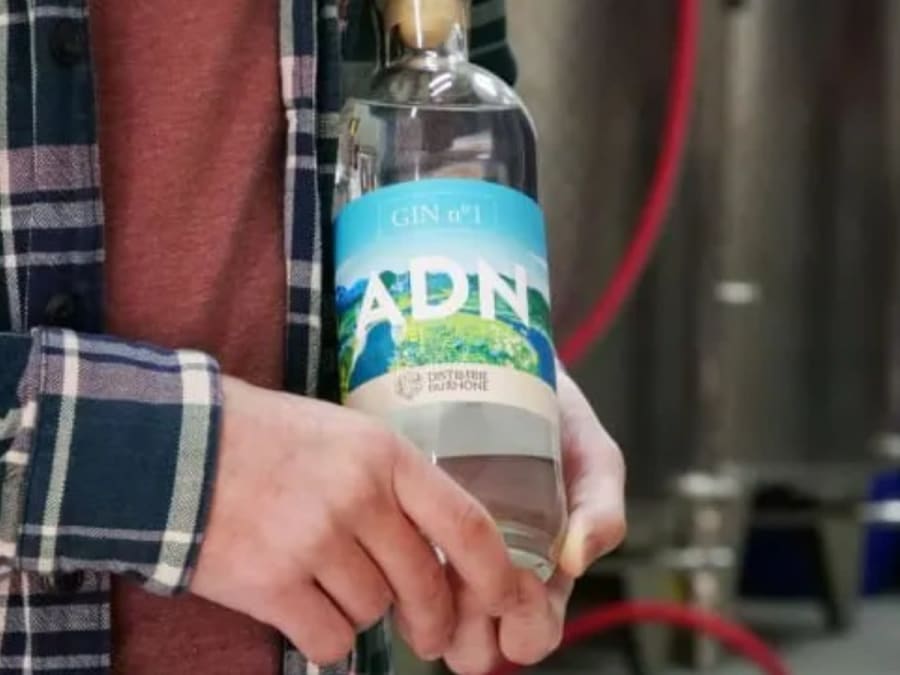 Visite d'une Distillerie & Dégustation à Fleurieu-sur-Saône (69)