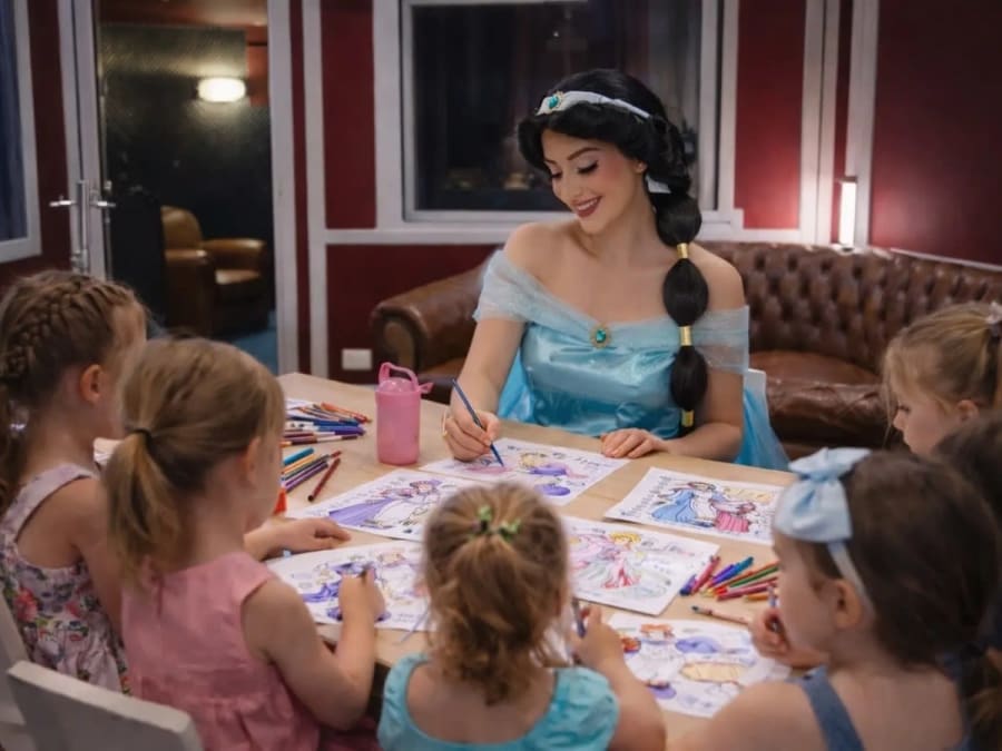 Anniversaire princesse en studio d'enregistrement à Paris 13ème