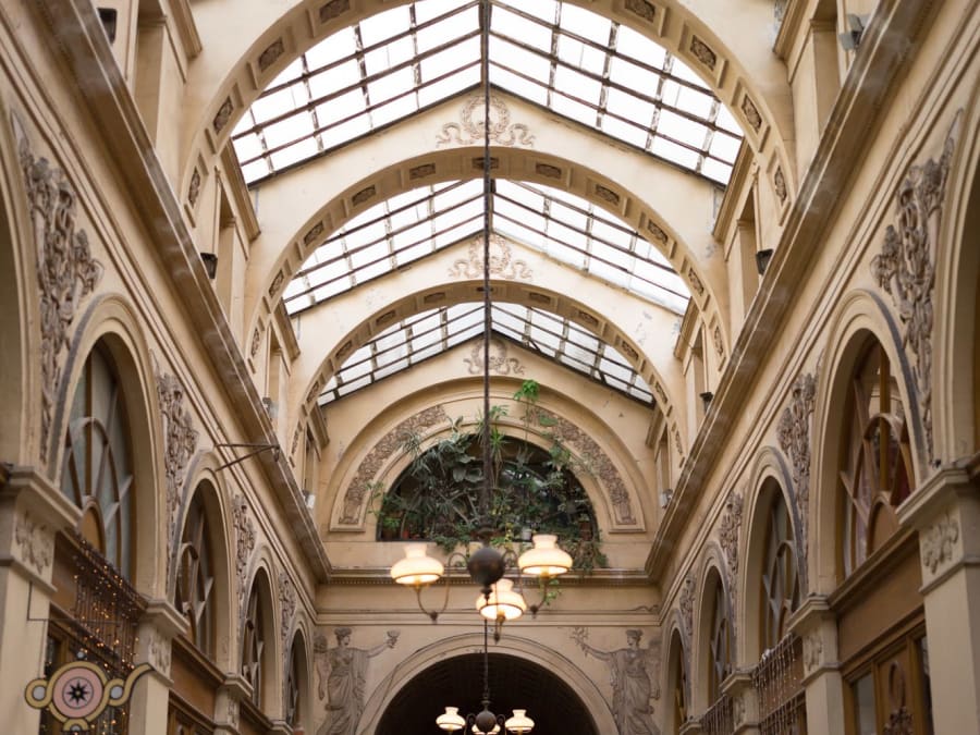 Guided tour "The capital's last covered passageways".