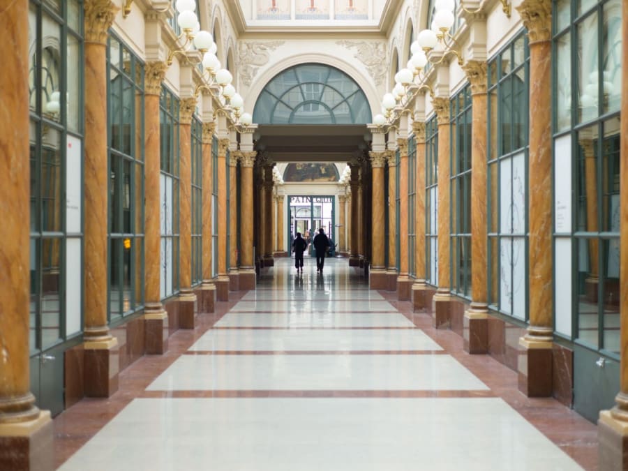 Guided tour "The capital's last covered passageways".