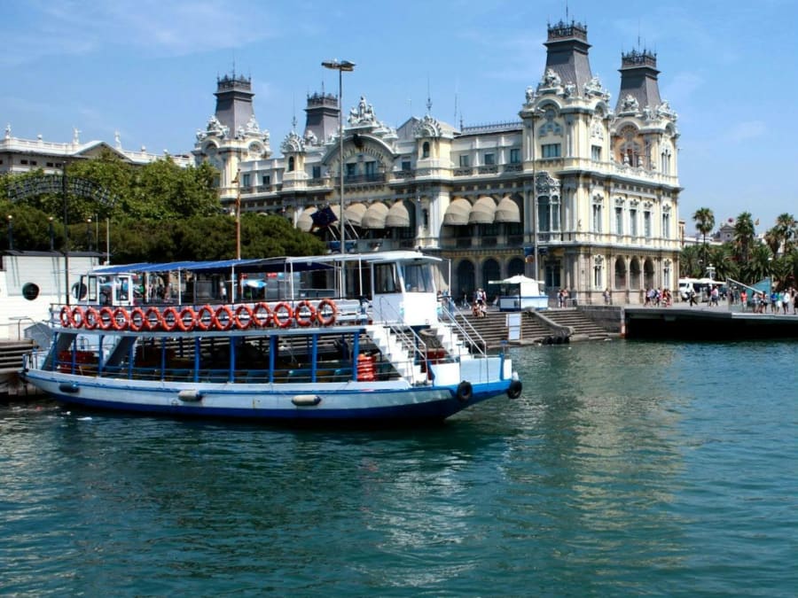 1H de croisière côtière à Barcelone avec "Las Golondrinas"