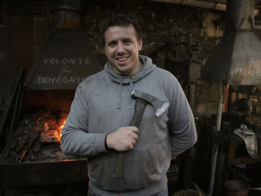 Axe-Making Workshop in Brissac, Loire-Aubance (49)