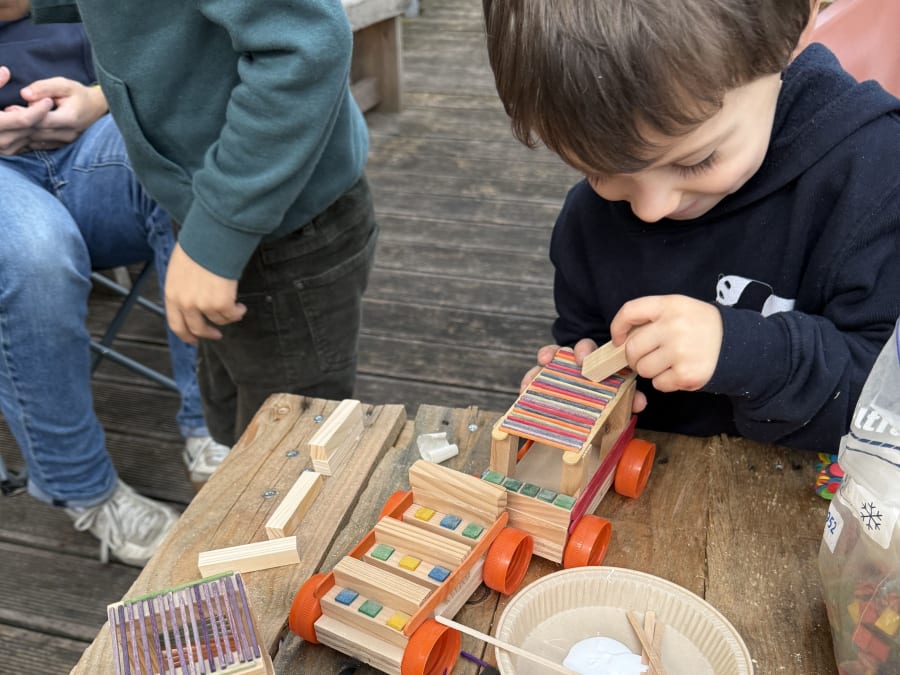 Le Petit Train" parent/child workshop in the 18th arrondissement