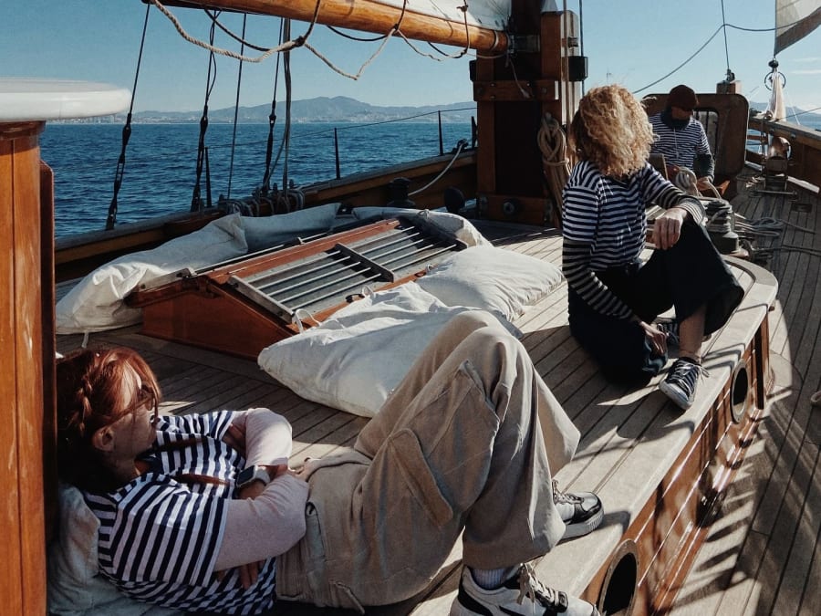 Sunset evening on a sailboat from Marseille (13)