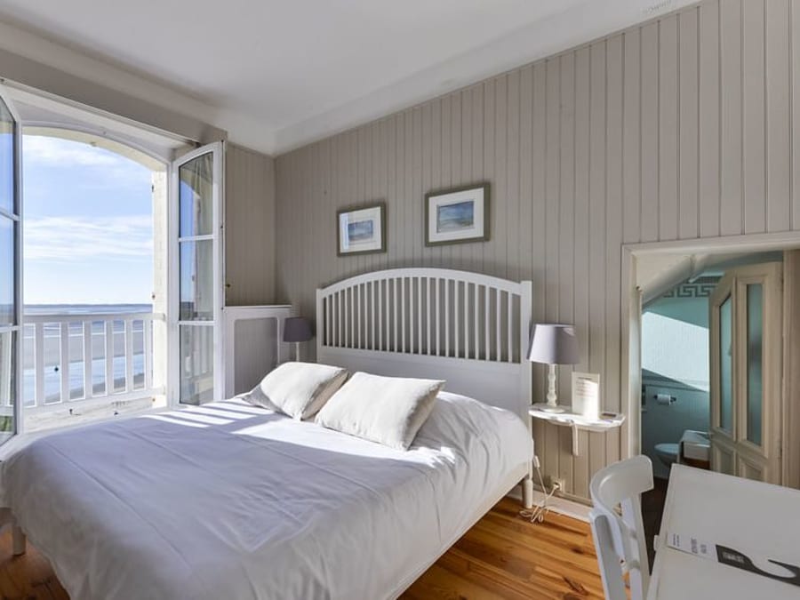 Hôtel Les Tourelles (80)