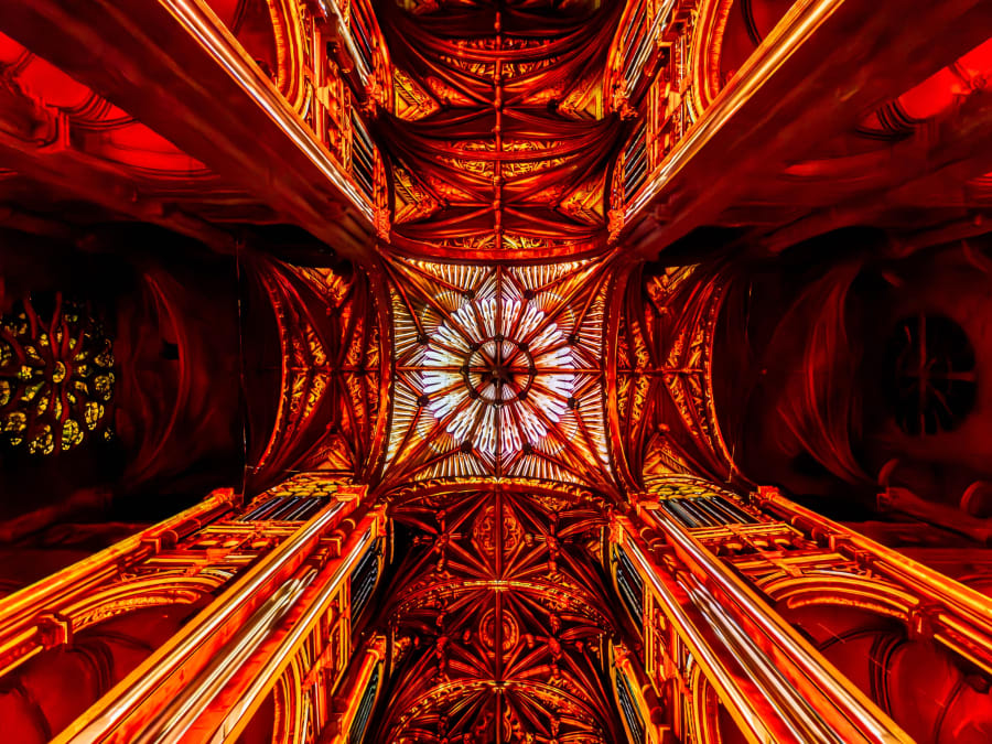 Luminiscence, spectacle immersif à 360° à la basilique de Nice