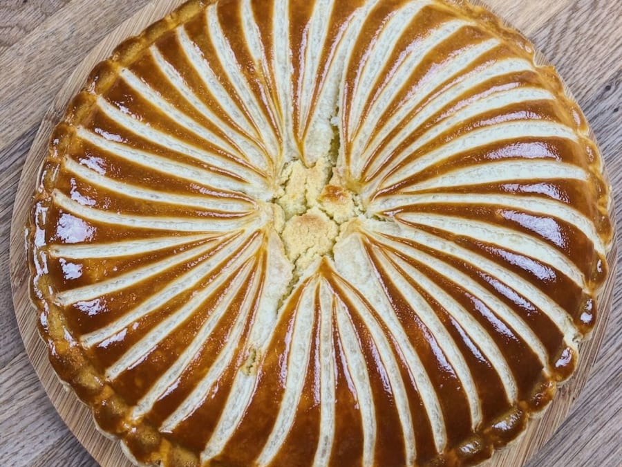 Team Building atelier galette des rois à Paris 8ème