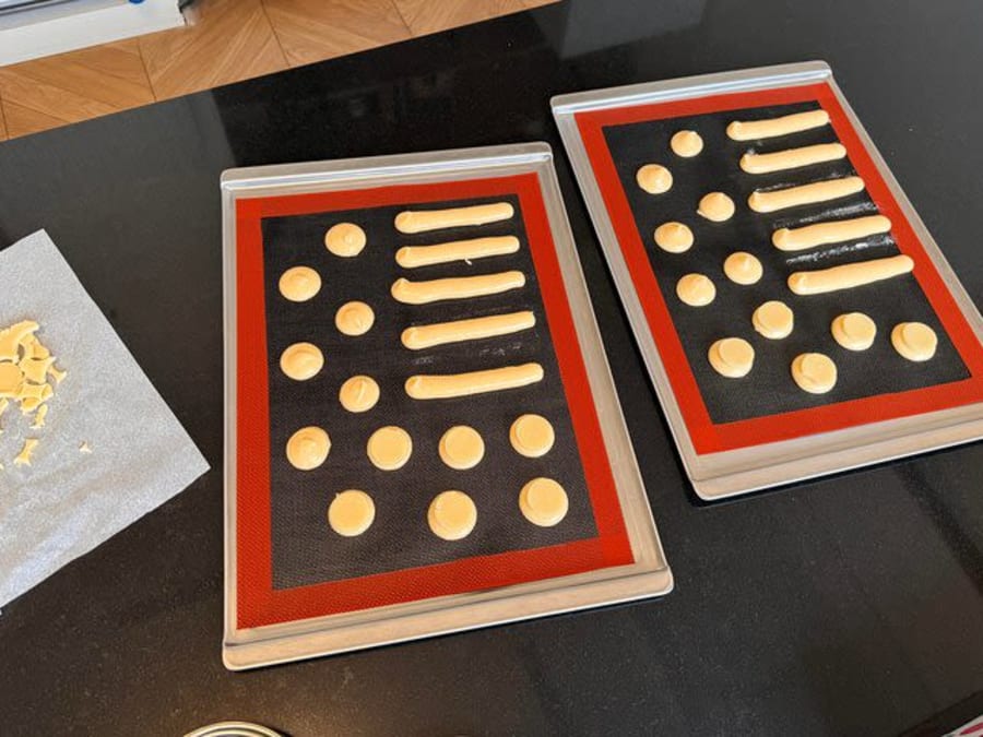 Eclairs and choux pastry classes in Paris 17th arrondissement