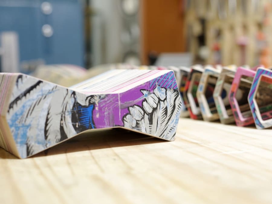 Creation of a recycled skateboard accessory in Seichamps (54)