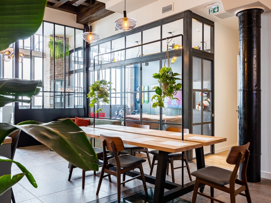 DAYOFF La Carrosserie à Lyon (69)