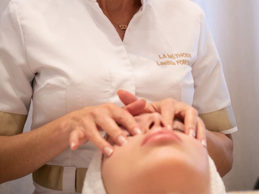 Cuidados faciales en el 16º Trocadero de París