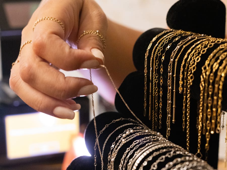 Taller permanente de joyería en el distrito 4 de París