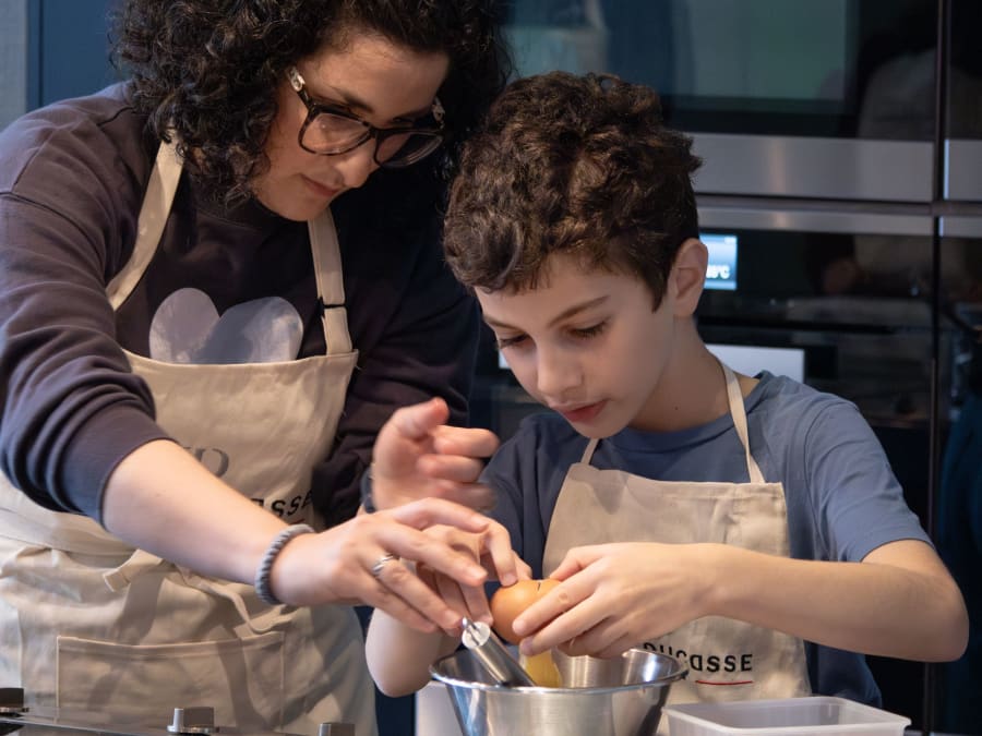 Clases de cocina para padres e hijos en la Escuela Ducasse