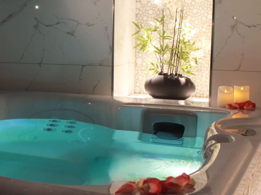 Spa privatif & cocktails à l'hôtel Secret de Paris**** 9ème
