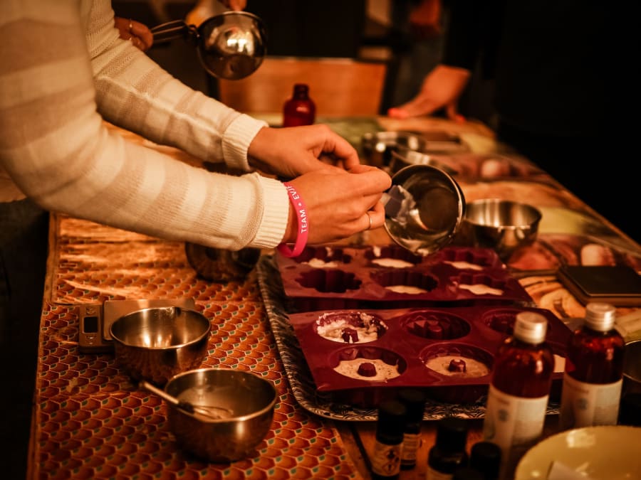 Atelier cosmétiques DIY EVJF à domicile 