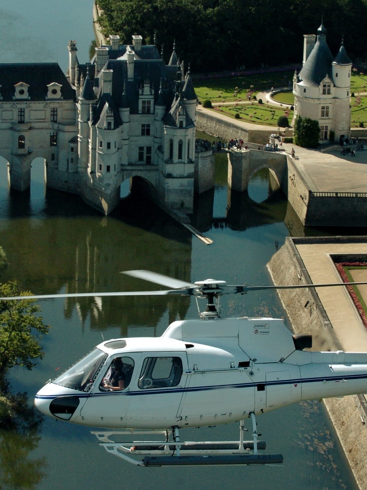 hélicoptère chateaux de la loire