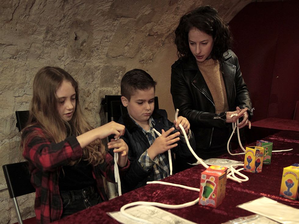 Musée de la magie  Atelier de magie pour les enfants (6 - 8 ans)