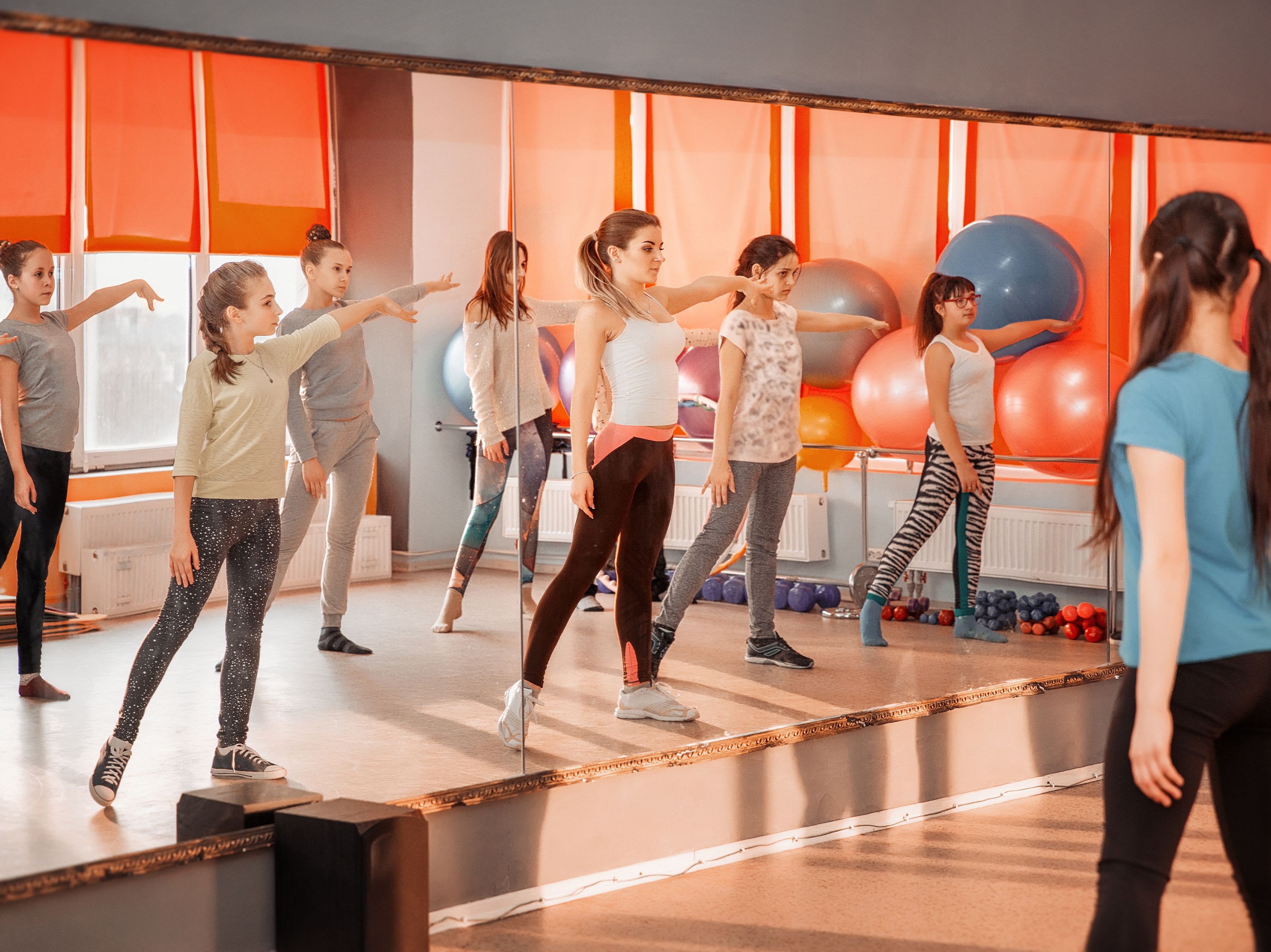 Anniversaire 100 Danse 4 16 Ans A Paris 12eme Funbooker