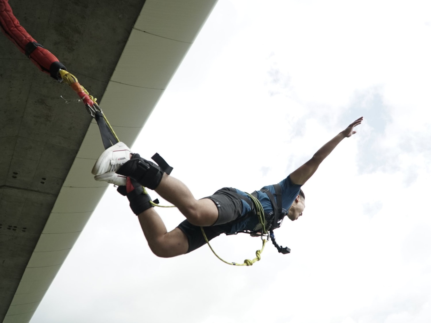 Saut à l'élastique du pont du Bras de la Plaine (115 m), La Réunion