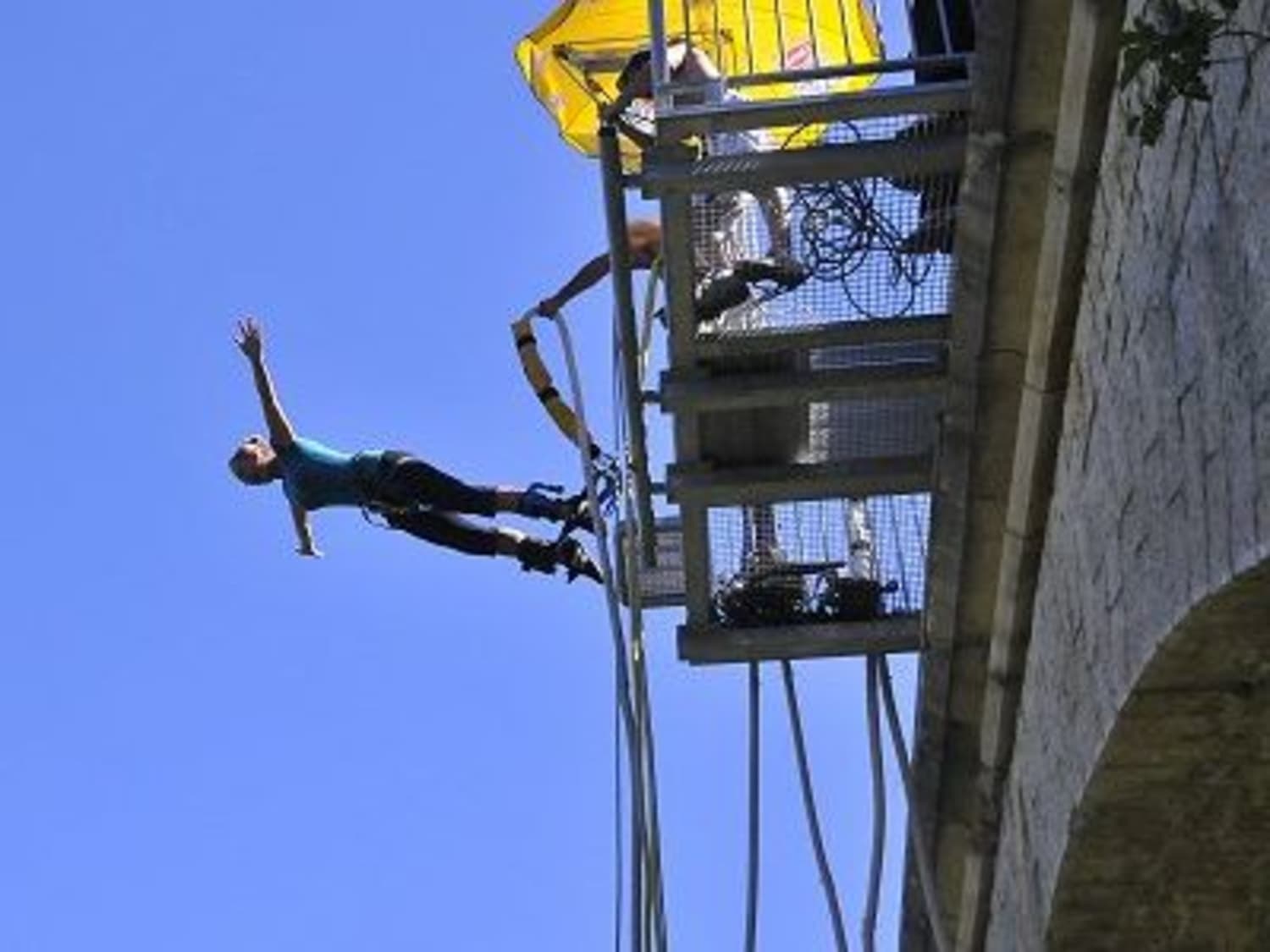 Saut à l’élastique au Viaduc Saint-Eulalie-de-Cernon avec Antipodes Sport - Sainte Eulalie de Cernon