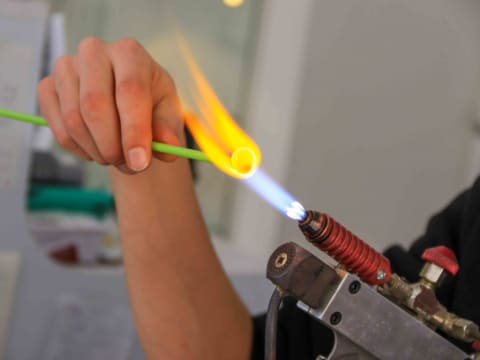 Atelier de verre filé au chalumeau à  Avignon (84)