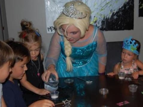 Anniversaire Reine des Neiges 4-9 ans à domicile IDF et Oise