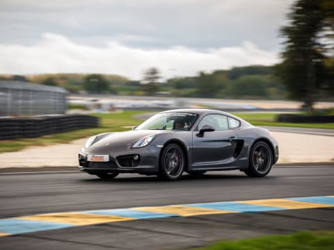 Stage de pilotage Porsche Cayman S - Circuit du Mans (72)