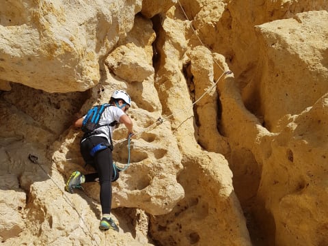 Via corda de la traversée Philémon à  Cassis (13)