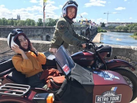 Balade journée entière en Side-Car à  Tours (37)