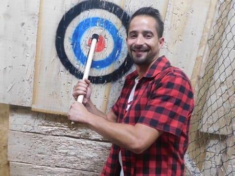 Lancer de hache à&nbsp; Rouen (76)