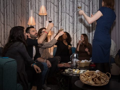 Séance de dégustation de vins privatisée au Mans