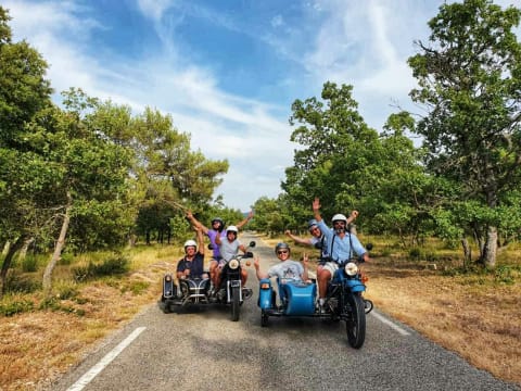 Wine-Tour en Side-Car des Vignobles de Cassis à  Bandol