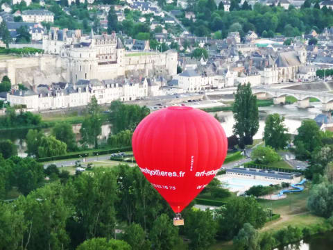 Vol en Montgolfière au-dessus du Château d'Amboise (37)