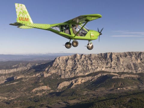 Baptême de l'air en ULM à  Aix-en-Provence (13)