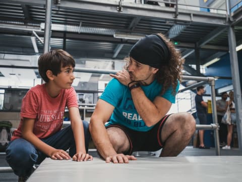 Parcours ludique d'Obstacles Ninja Warrior à  Pantin
